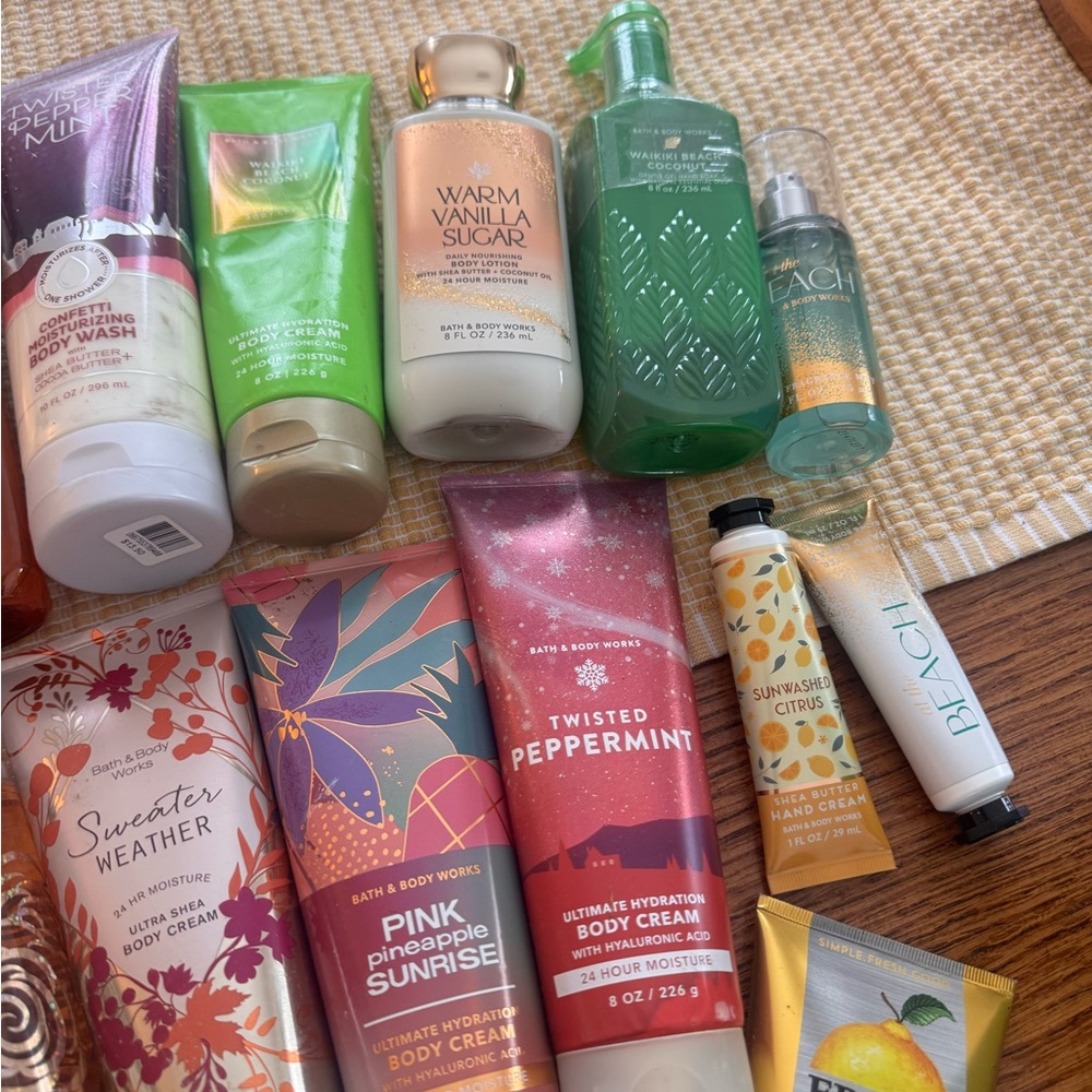 NEW Bath & Body Works HUGE BUNDLE LOT - Picture 7 of 9